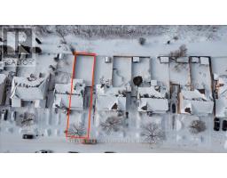 89 ERICA CRESCENT - 3