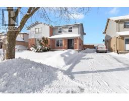 89 ERICA CRESCENT - 39