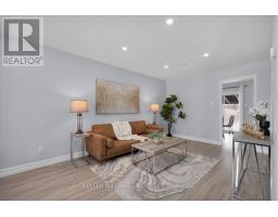 89 ERICA CRESCENT - 7