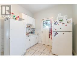 37 LINWOOD STREET - 11