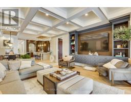 562 DUFFERIN AVENUE - 17