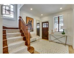 562 DUFFERIN AVENUE - 2