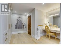 562 DUFFERIN AVENUE - 28