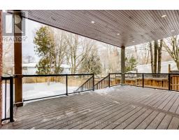 562 DUFFERIN AVENUE - 42