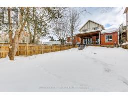 562 DUFFERIN AVENUE - 45