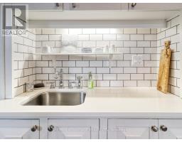 526 CHESTER STREET - 19