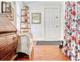 526 CHESTER STREET - 41