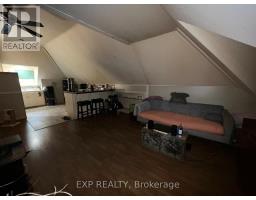 25 STATION STREET - 28