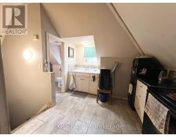 25 STATION STREET - 34