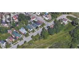 25 STATION STREET - 43