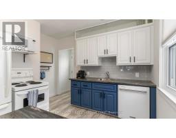 16 ELLIOTT STREET - 11