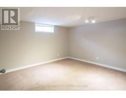 89 ALAYNE CRESCENT - 28