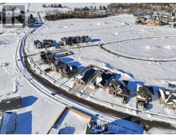 56 OPTIMIST DRIVE - 15