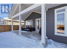 56 OPTIMIST DRIVE - 3