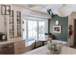 18 CARMAN STREET - 12