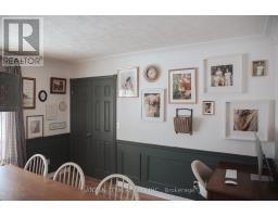 18 CARMAN STREET - 20