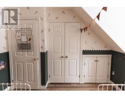 18 CARMAN STREET - 30