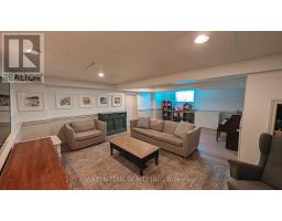 18 CARMAN STREET - 36