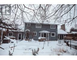 18 CARMAN STREET - 44