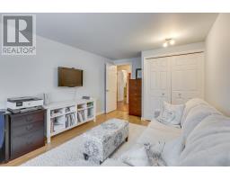 17 - 231 WINDSOR AVENUE - 18