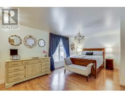 17 - 231 WINDSOR AVENUE - 23