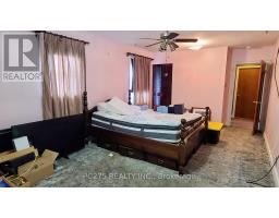 1531 HOWLAND AVENUE - 10