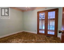 1531 HOWLAND AVENUE - 11