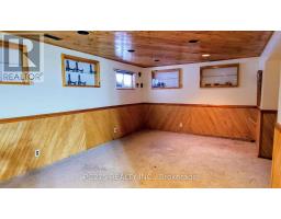 1531 HOWLAND AVENUE - 13