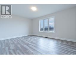 240 LEITCH STREET - 16