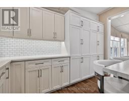 56 - 22790 AMIENS ROAD - 11