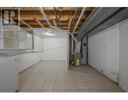 29 SASHA CRESCENT - 22