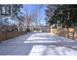 29 SASHA CRESCENT - 25