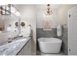 7 - 9 CADEAU TERRACE - 21