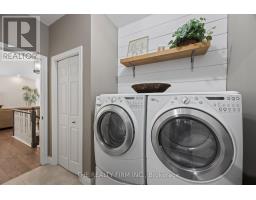 7 - 9 CADEAU TERRACE - 24