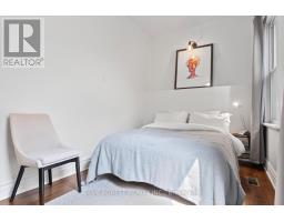 623 DUFFERIN AVENUE - 21