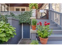 623 DUFFERIN AVENUE - 35
