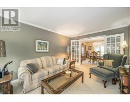 53 MERIDENE CRESCENT W - 18