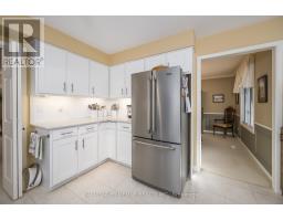 53 MERIDENE CRESCENT W - 24