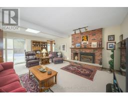 53 MERIDENE CRESCENT W - 28