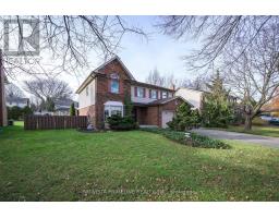 53 MERIDENE CRESCENT W - 3