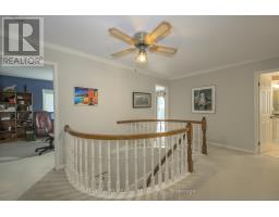 53 MERIDENE CRESCENT W - 32