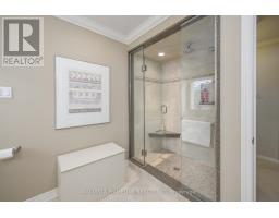 53 MERIDENE CRESCENT W - 35