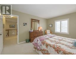 53 MERIDENE CRESCENT W - 44