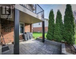 53 MERIDENE CRESCENT W - 6