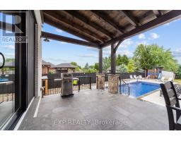 100 FIELD STREET - 40