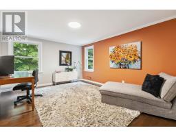 4 LINKSGATE ROAD - 18