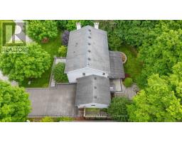 4 LINKSGATE ROAD - 3