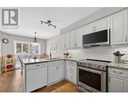 9 - 861 SHELBORNE STREET - 12