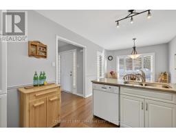 9 - 861 SHELBORNE STREET - 14