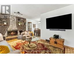 62 DEVERON CRESCENT - 11